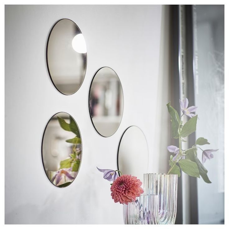 تصویر 4 از آینه دکوراتیو گرد طلایی به سبک کلاسیک فاخر